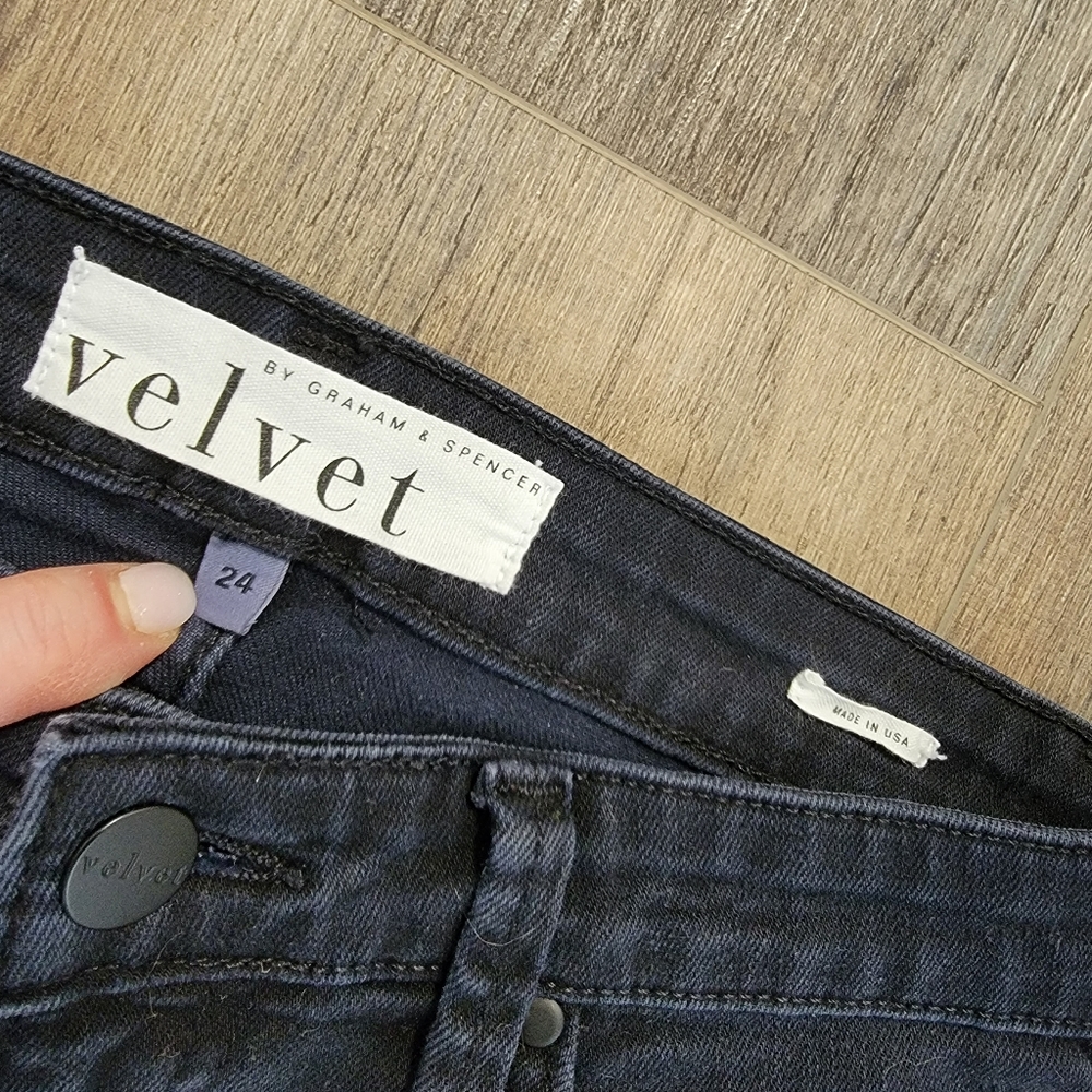Velvet By Graham Spencer Milla Skinny With Studs Jeans Coal Color Size 24 - Picture 3 of 15
